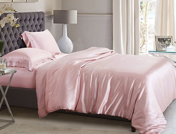 silk bed linens_light pink