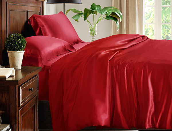 red silk bedding set