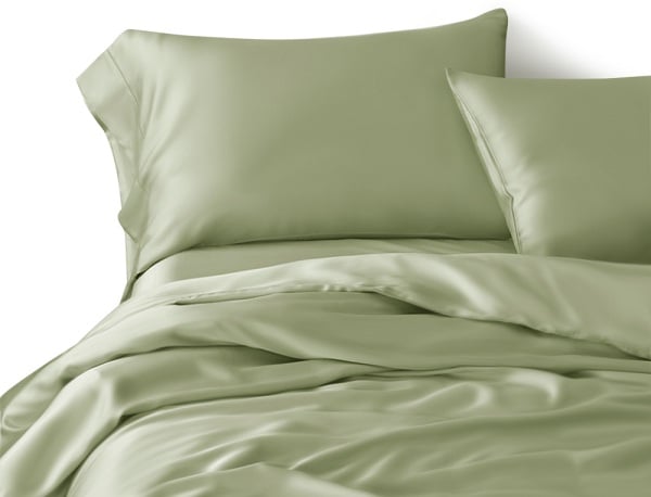 luxurious silk bedding set