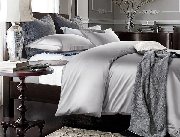 metallic silk bedding set