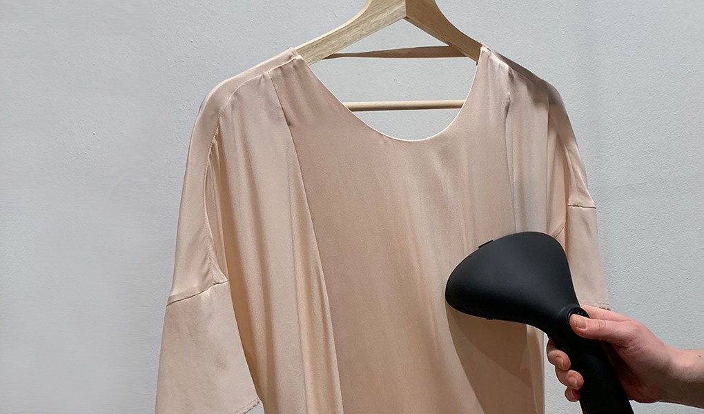 iron silk pajamas