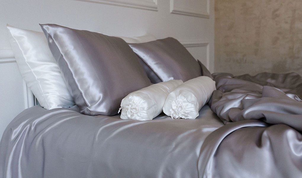 silk bedding and luxury mattresses