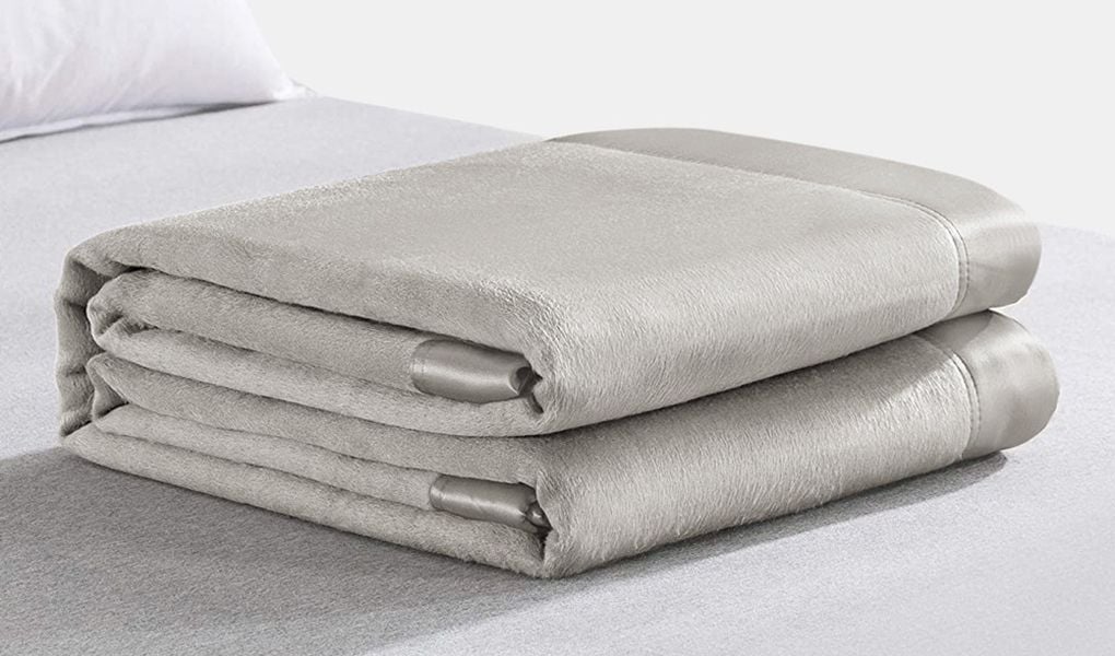 silk blankets for winter comfort