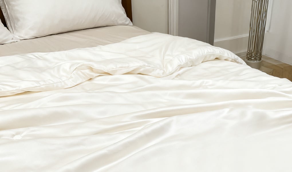 silk comforter