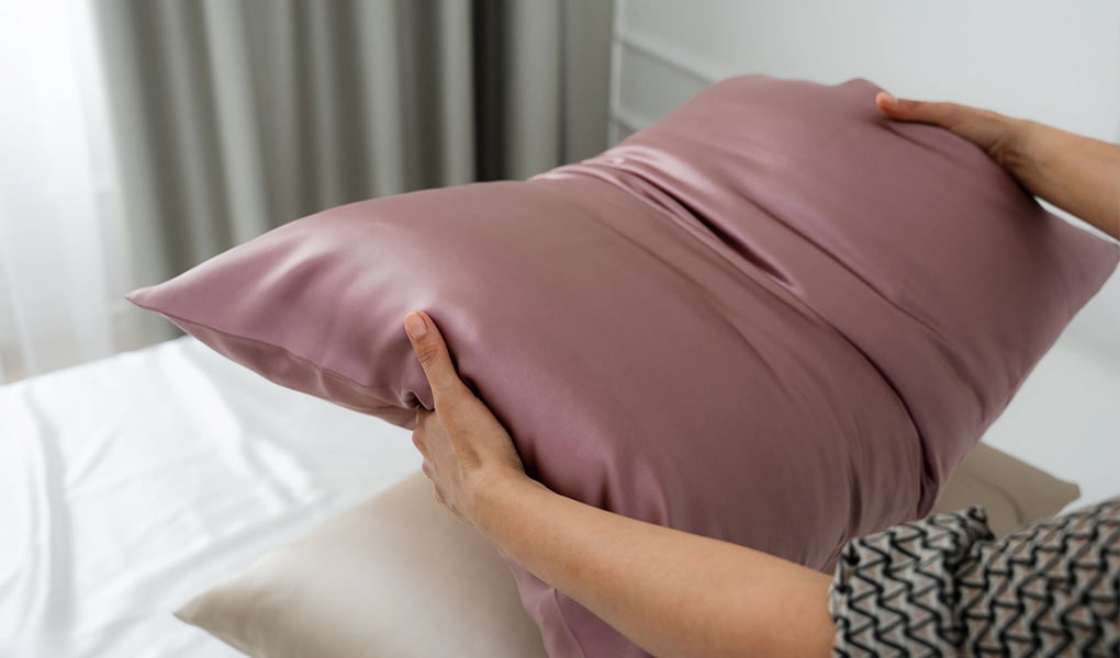 mulberry silk pillowcase