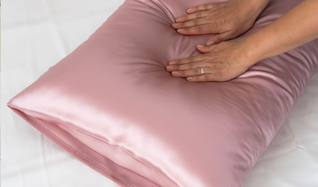 how to hand wash silk pillowcases