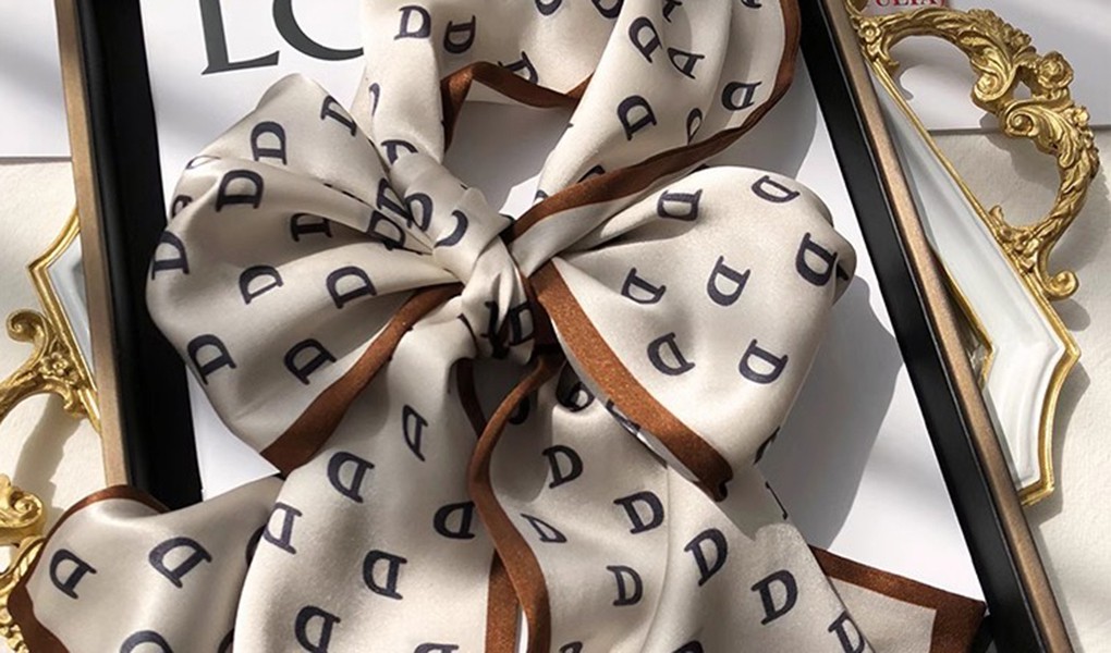 thanksgiving gifts-custom silk scarves