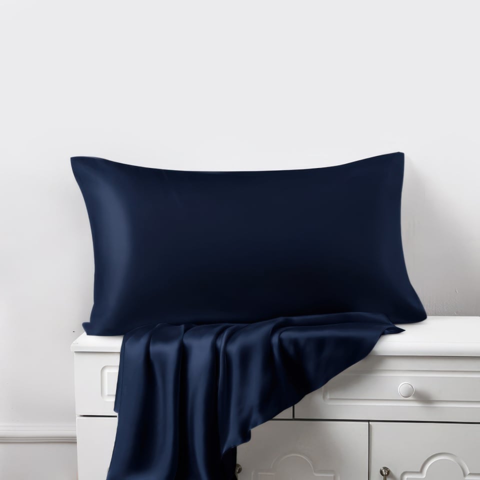 silk pillowcases_navy blue