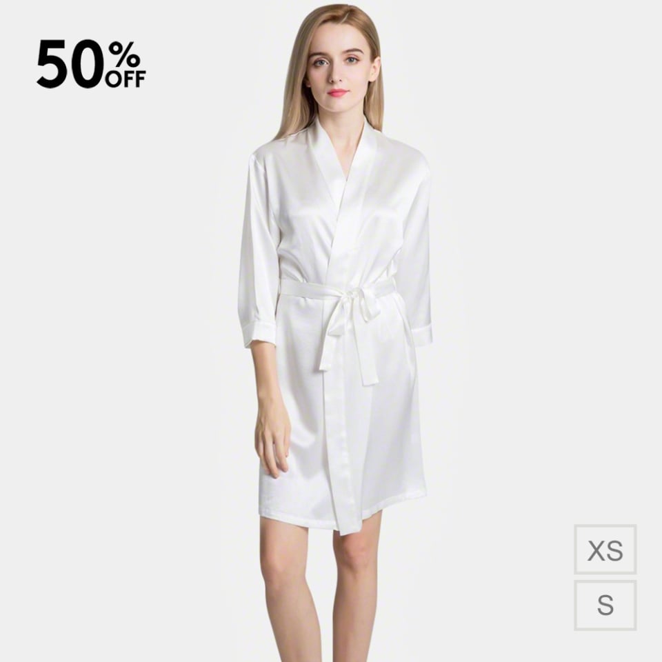 kurze seidenmorgenmäntel_white