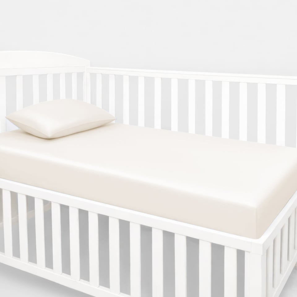 silk crib fitted sheet_ivory