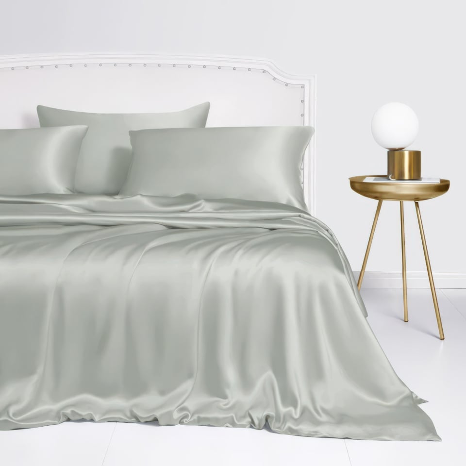 housse de couette en soie_morandi green