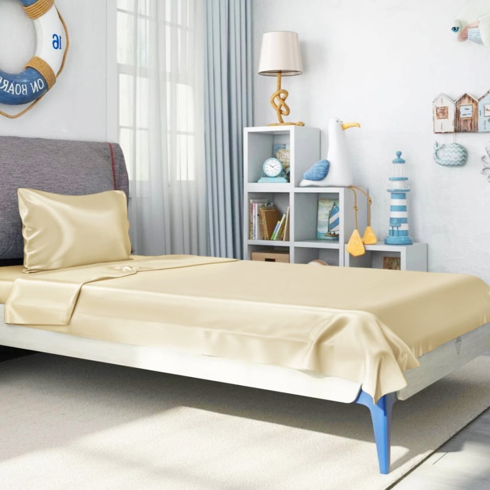 silk kids bedding set_cream