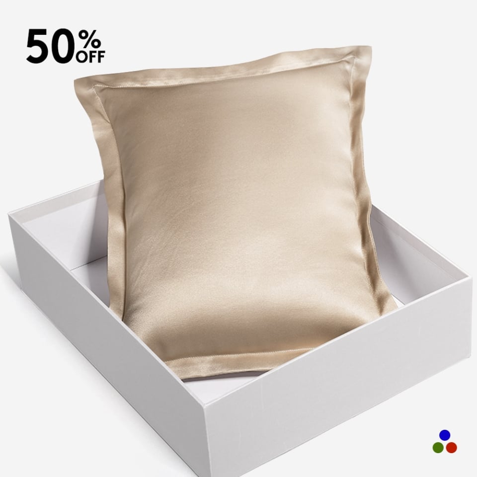 almohada de viaje de seda_cappuccino